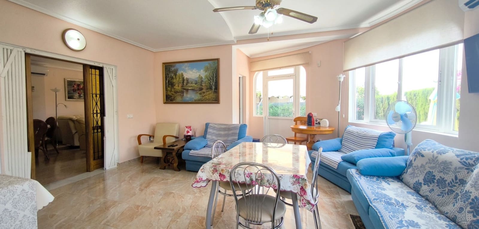 3 quarto Moradia para venda em Playa Flamenca com piscina - 570 000 € (Ref: 9436273)