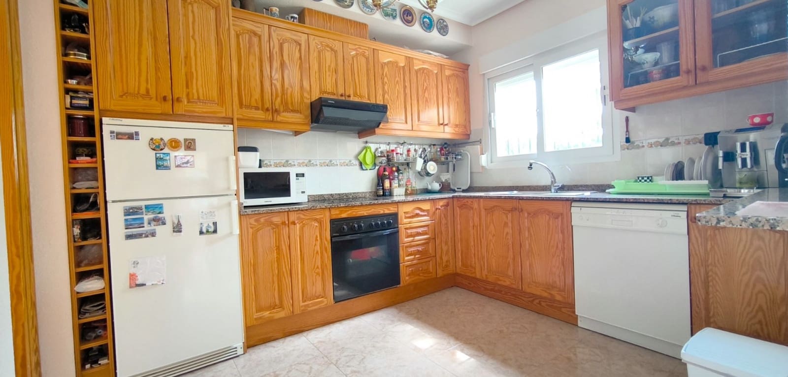 3 quarto Moradia para venda em Playa Flamenca com piscina - 570 000 € (Ref: 9436273)