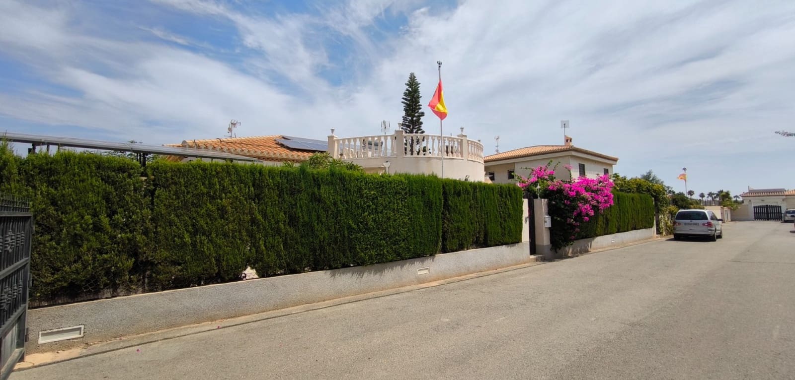 3 quarto Moradia para venda em Playa Flamenca com piscina - 570 000 € (Ref: 9436273)