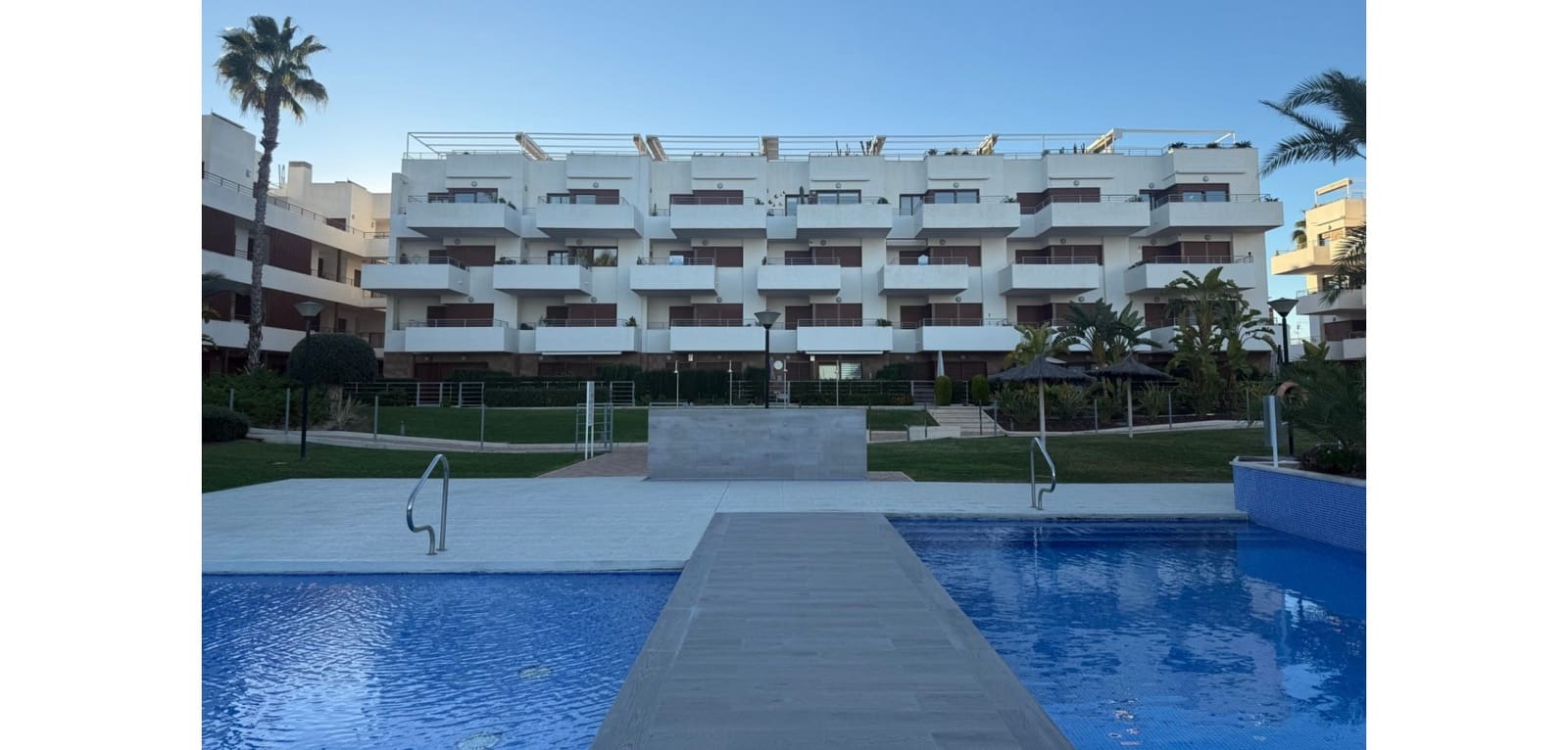 2 bedroom Apartment for sale in Orihuela Costa with pool - € 237,000 (Ref: 9436274)