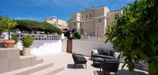 Apartamento de 2 habitaciones en Los Altos en venta con piscina - 279.000 € (Ref: 9453557)