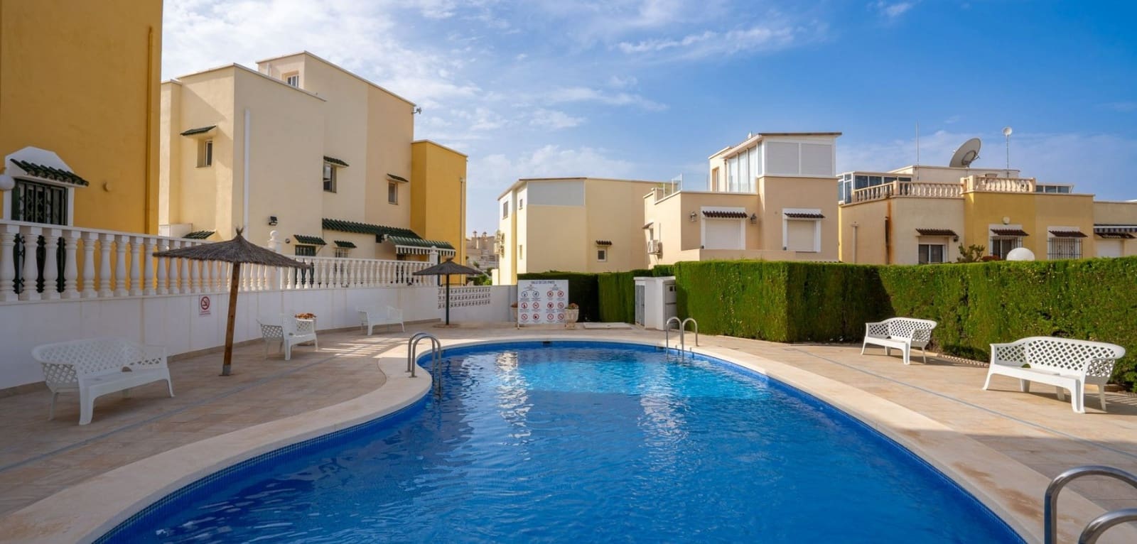 Apartamento de 2 habitaciones en Los Altos en venta con piscina - 279.000 € (Ref: 9453557)
