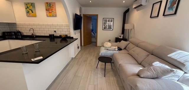 2 Zimmer Villa zu verkaufen in Villamartin, Orihuela mit Pool - 279.000 € (Ref: 9457837)