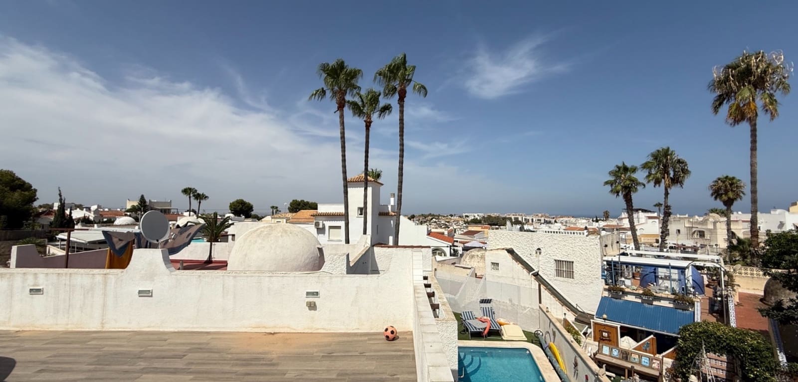 2 Zimmer Villa zu verkaufen in Villamartin mit Pool - 279.000 € (Ref: 9457837)