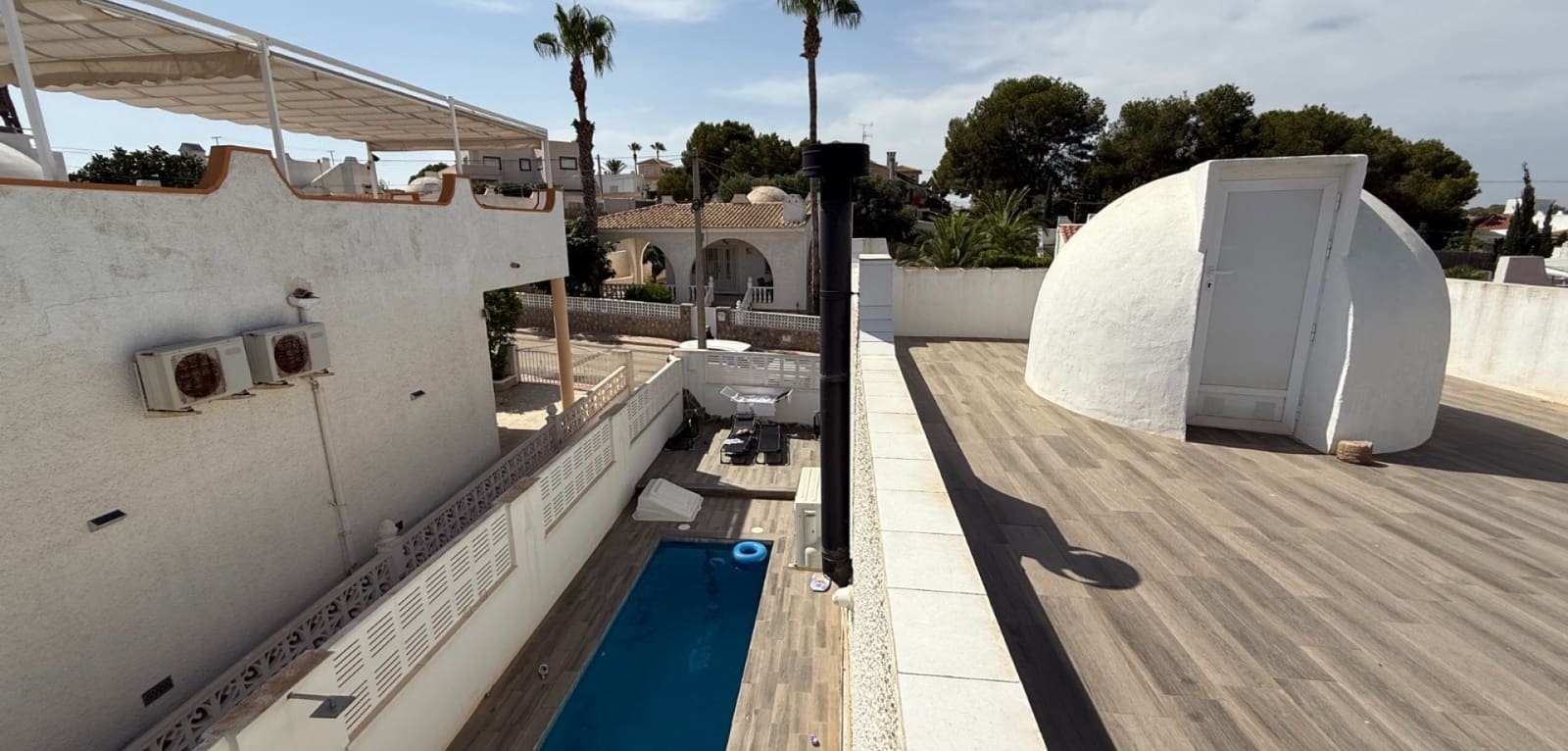 2 Zimmer Villa zu verkaufen in Villamartin mit Pool - 279.000 € (Ref: 9457837)