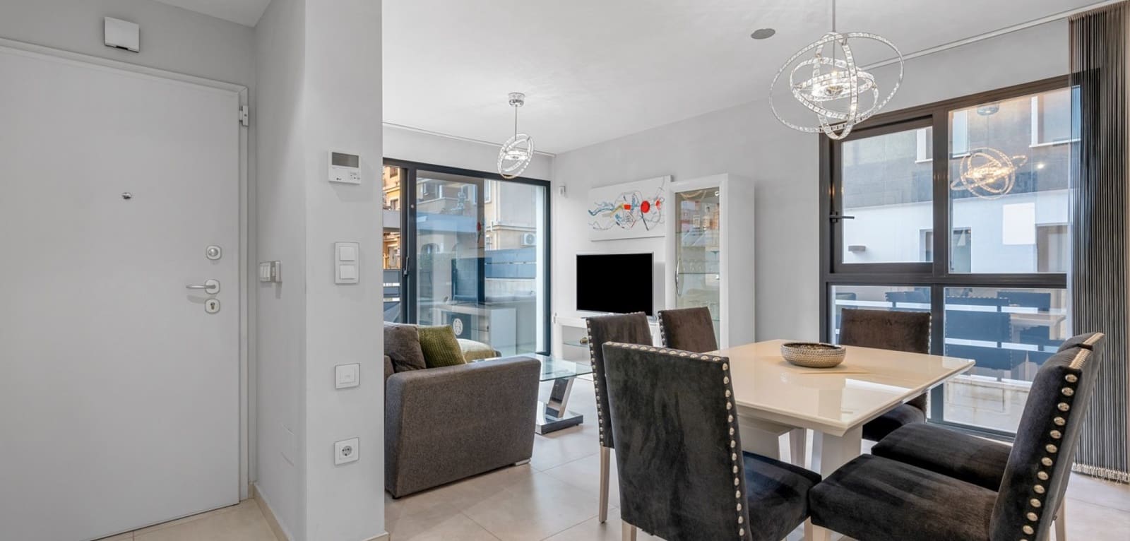 3 Zimmer Villa zu verkaufen in Orihuela Costa mit Pool - 379.900 € (Ref: 9457839)