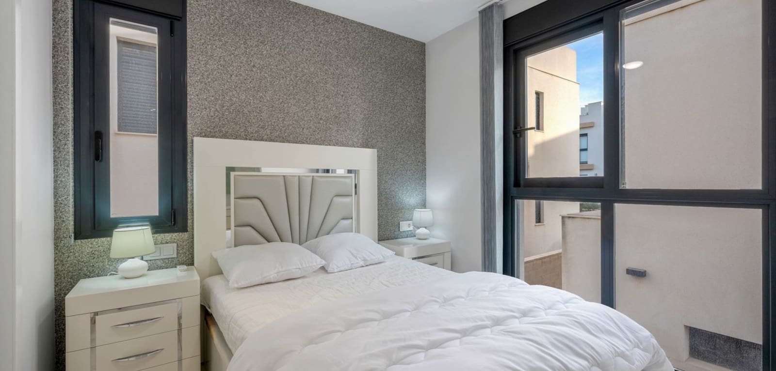 3 Zimmer Villa zu verkaufen in Orihuela Costa mit Pool - 379.900 € (Ref: 9457839)