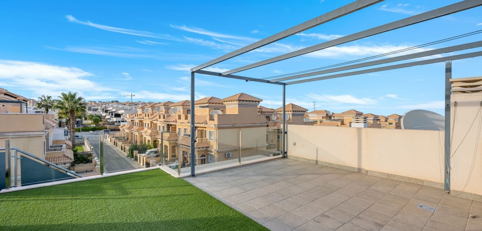 3 Zimmer Villa zu verkaufen in Orihuela Costa mit Pool - 379.900 € (Ref: 9457839)