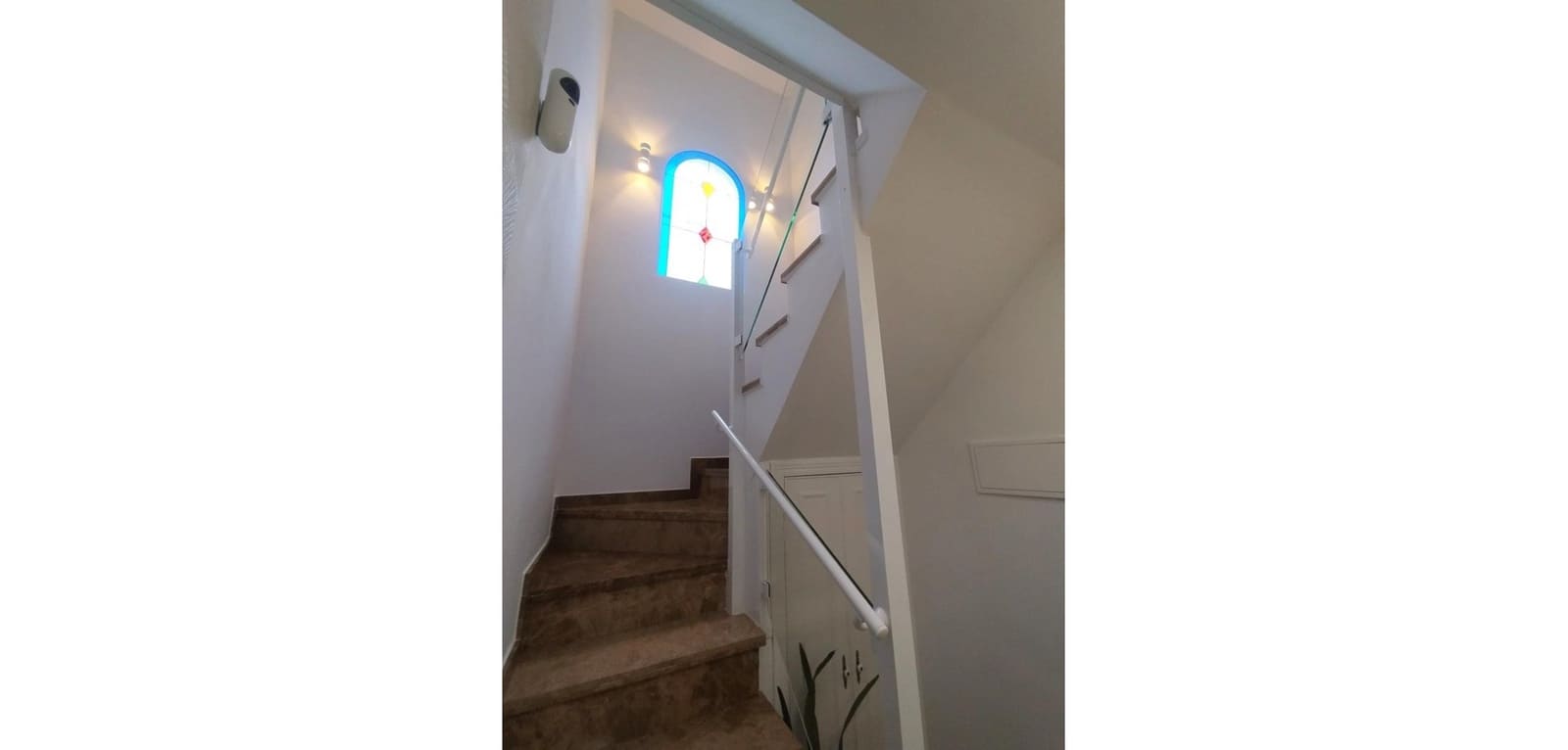 4 quarto Moradia para venda em Filipinas com piscina - 461 318 € (Ref: 9457840)