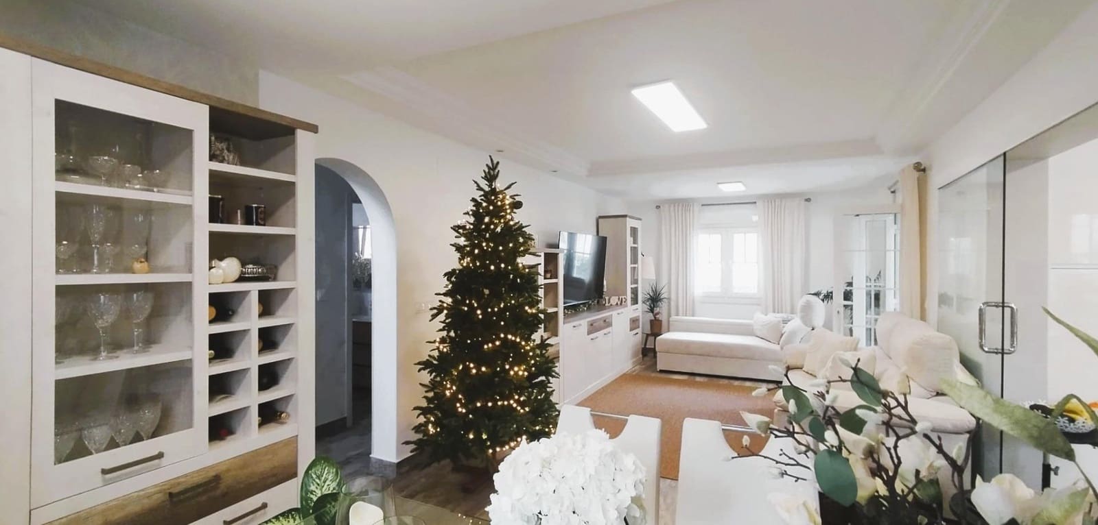 4 quarto Moradia para venda em Filipinas com piscina - 461 318 € (Ref: 9457840)