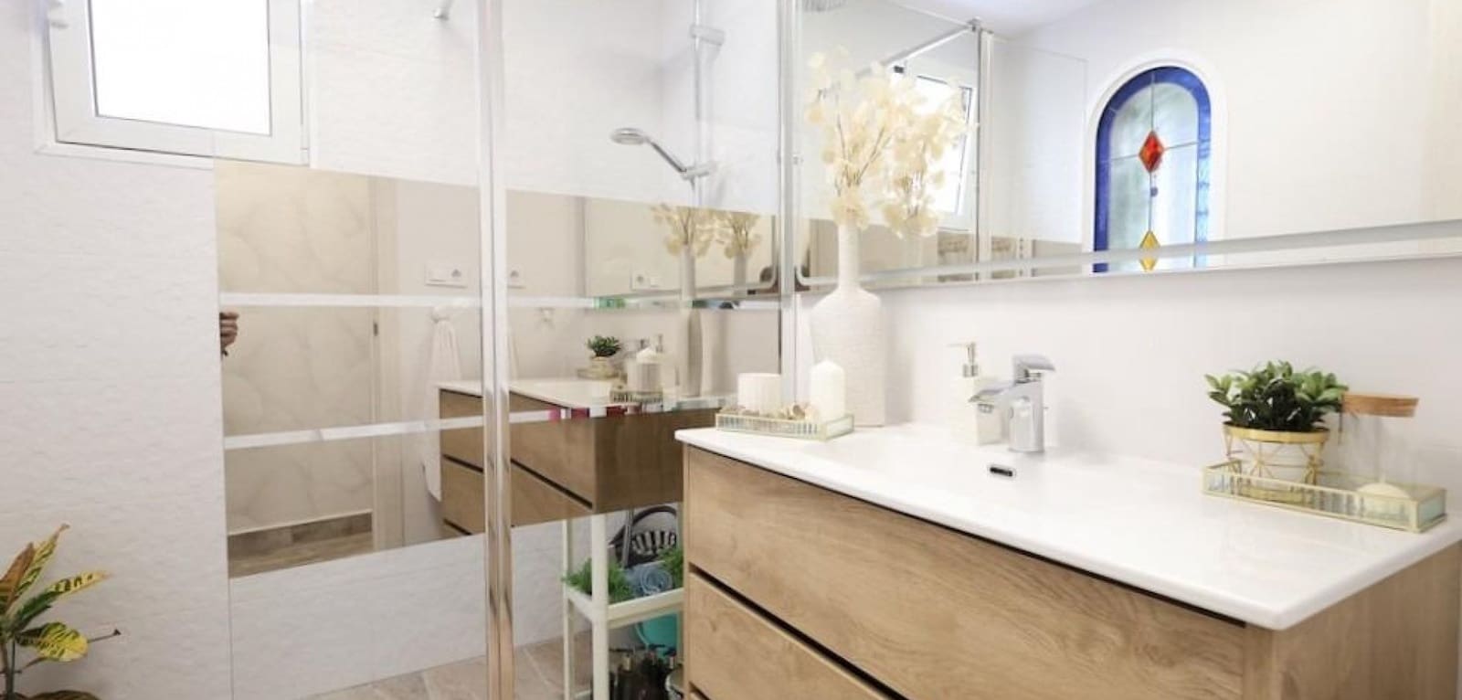 4 quarto Moradia para venda em Filipinas com piscina - 461 318 € (Ref: 9457840)