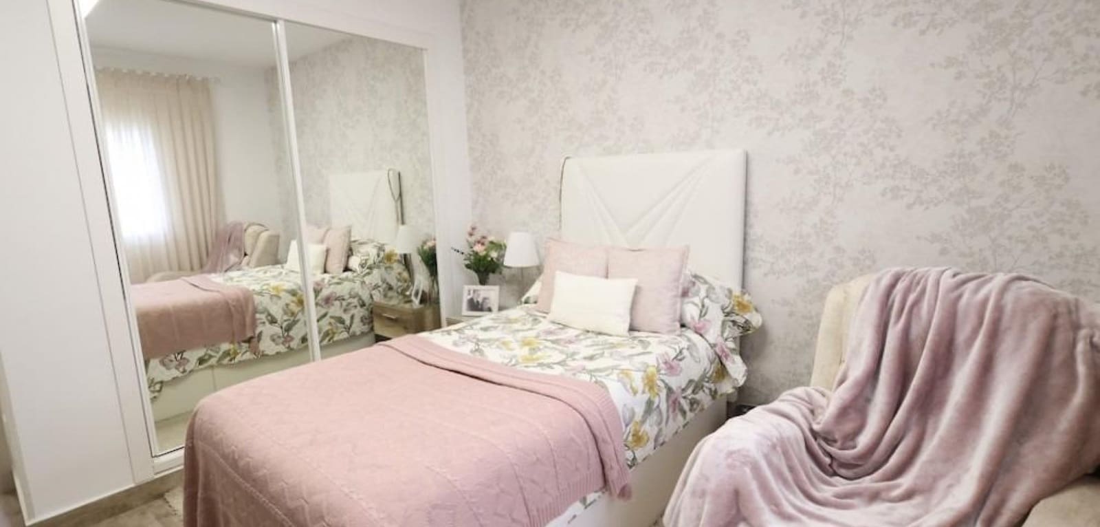 4 quarto Moradia para venda em Filipinas com piscina - 461 318 € (Ref: 9457840)