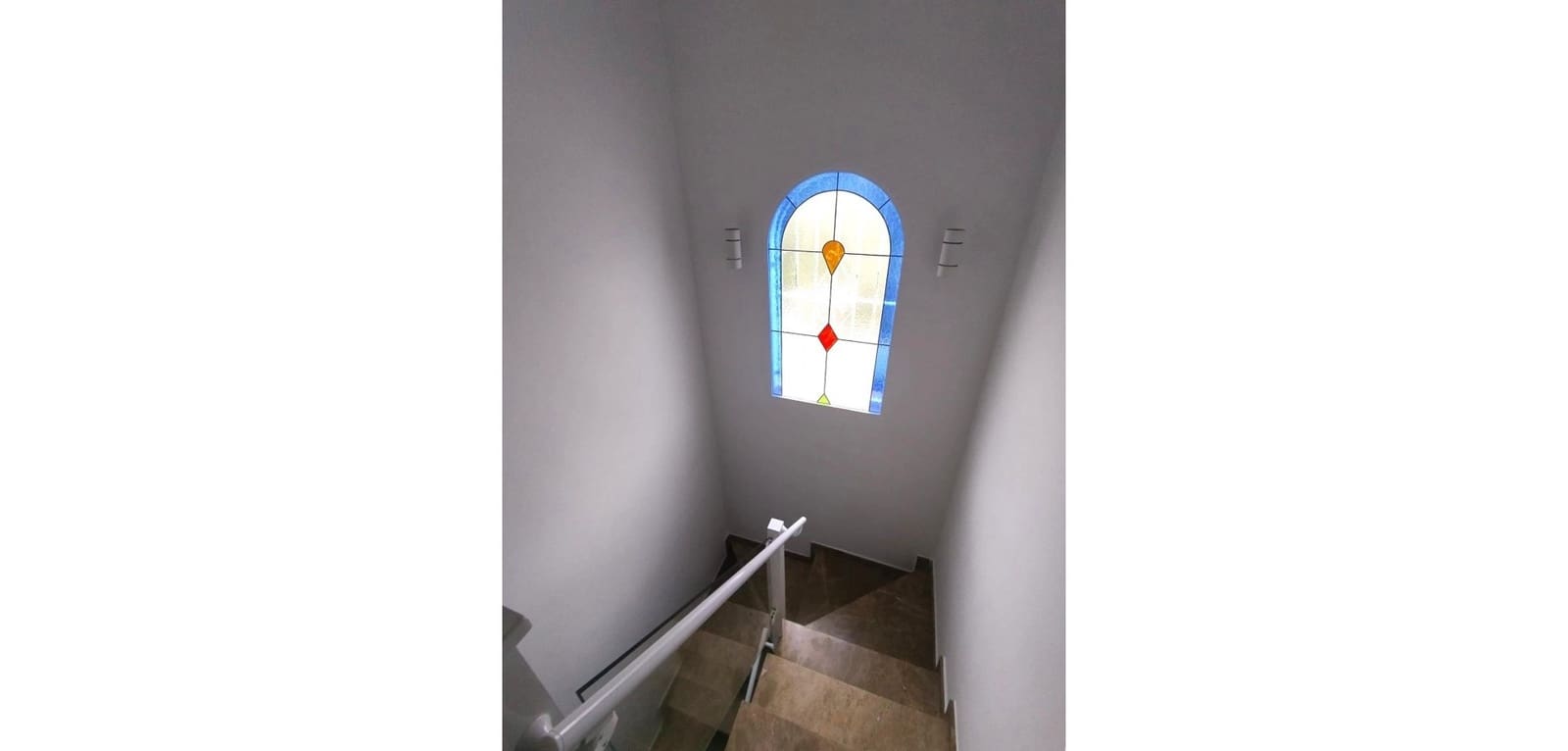 4 quarto Moradia para venda em Filipinas com piscina - 461 318 € (Ref: 9457840)