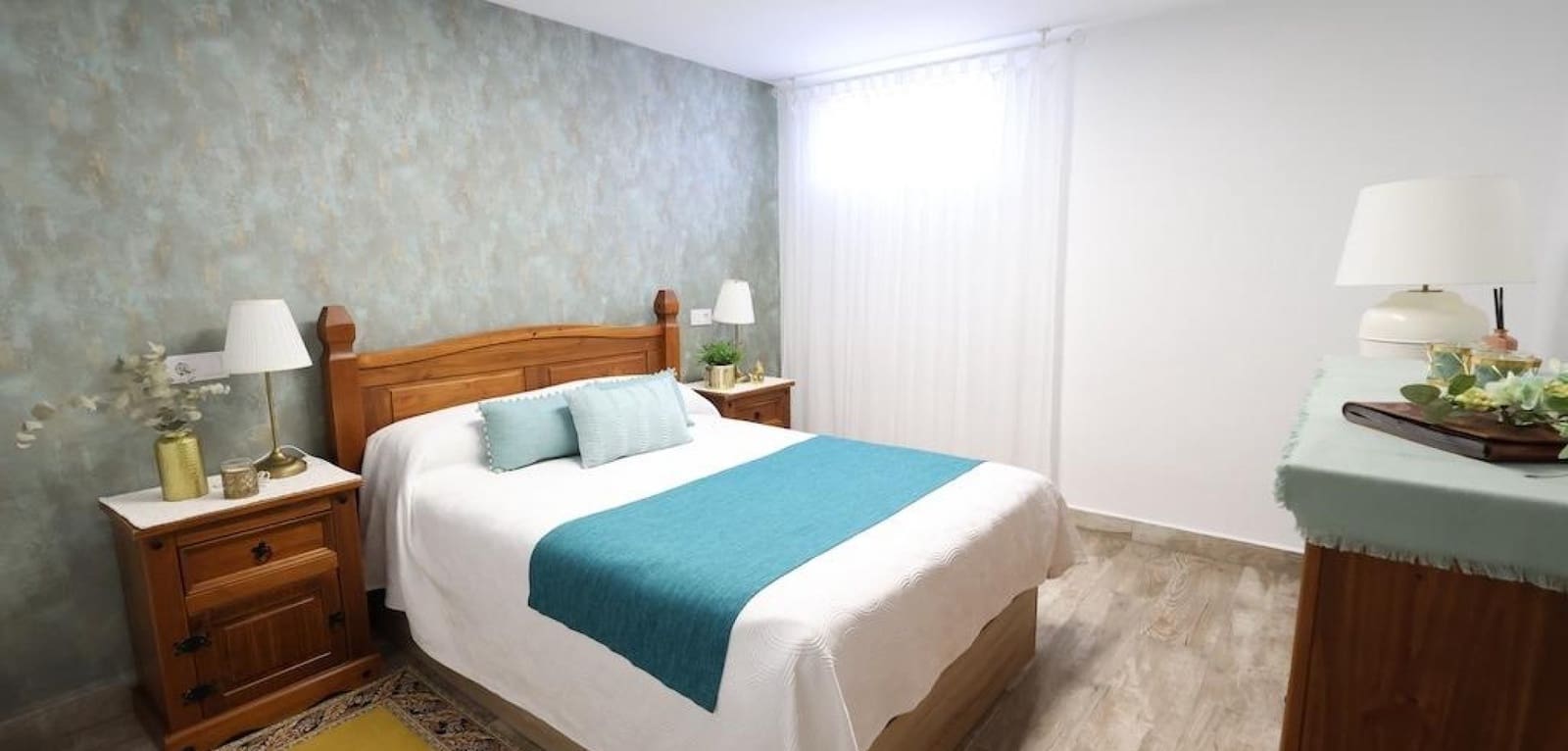 4 quarto Moradia para venda em Filipinas com piscina - 461 318 € (Ref: 9457840)