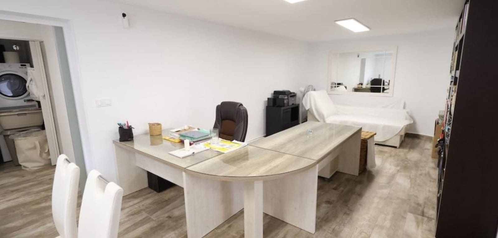 4 quarto Moradia para venda em Filipinas com piscina - 461 318 € (Ref: 9457840)