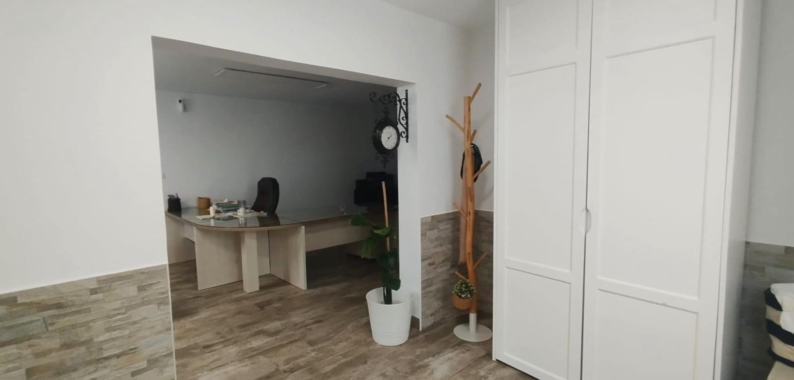 4 quarto Moradia para venda em Filipinas com piscina - 461 318 € (Ref: 9457840)