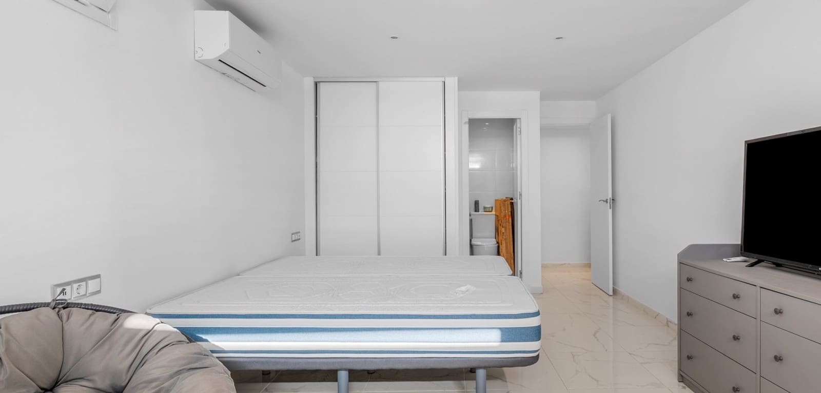 5 Zimmer Villa zu verkaufen in Ciudad Quesada mit Pool - 498.000 € (Ref: 9462824)