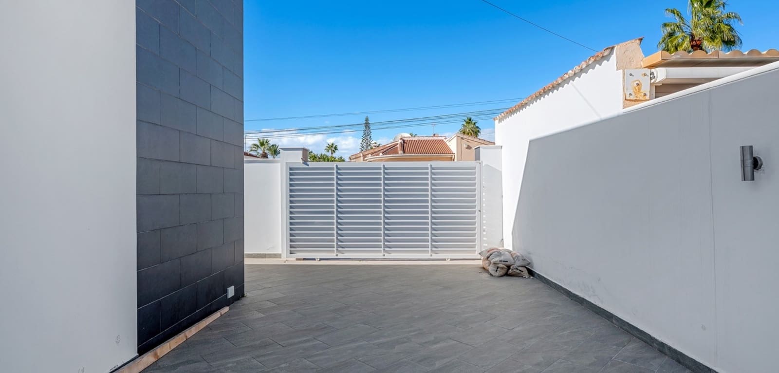 5 Zimmer Villa zu verkaufen in Ciudad Quesada mit Pool - 498.000 € (Ref: 9462824)