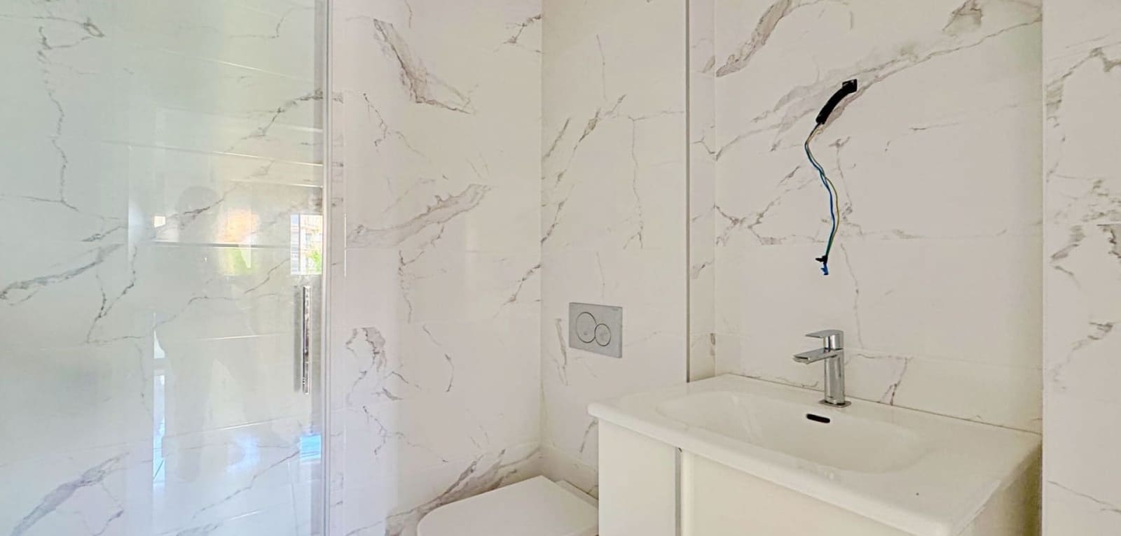 2 bedroom Apartment for sale in Villamartin - € 259,000 (Ref: 9462826)