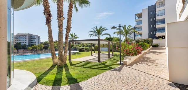 2 bedroom Apartment for sale in Villamartin, Orihuela - € 259,000 (Ref: 9462826)