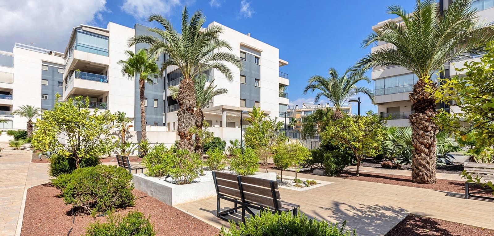 2 bedroom Apartment for sale in Villamartin - € 259,000 (Ref: 9462826)