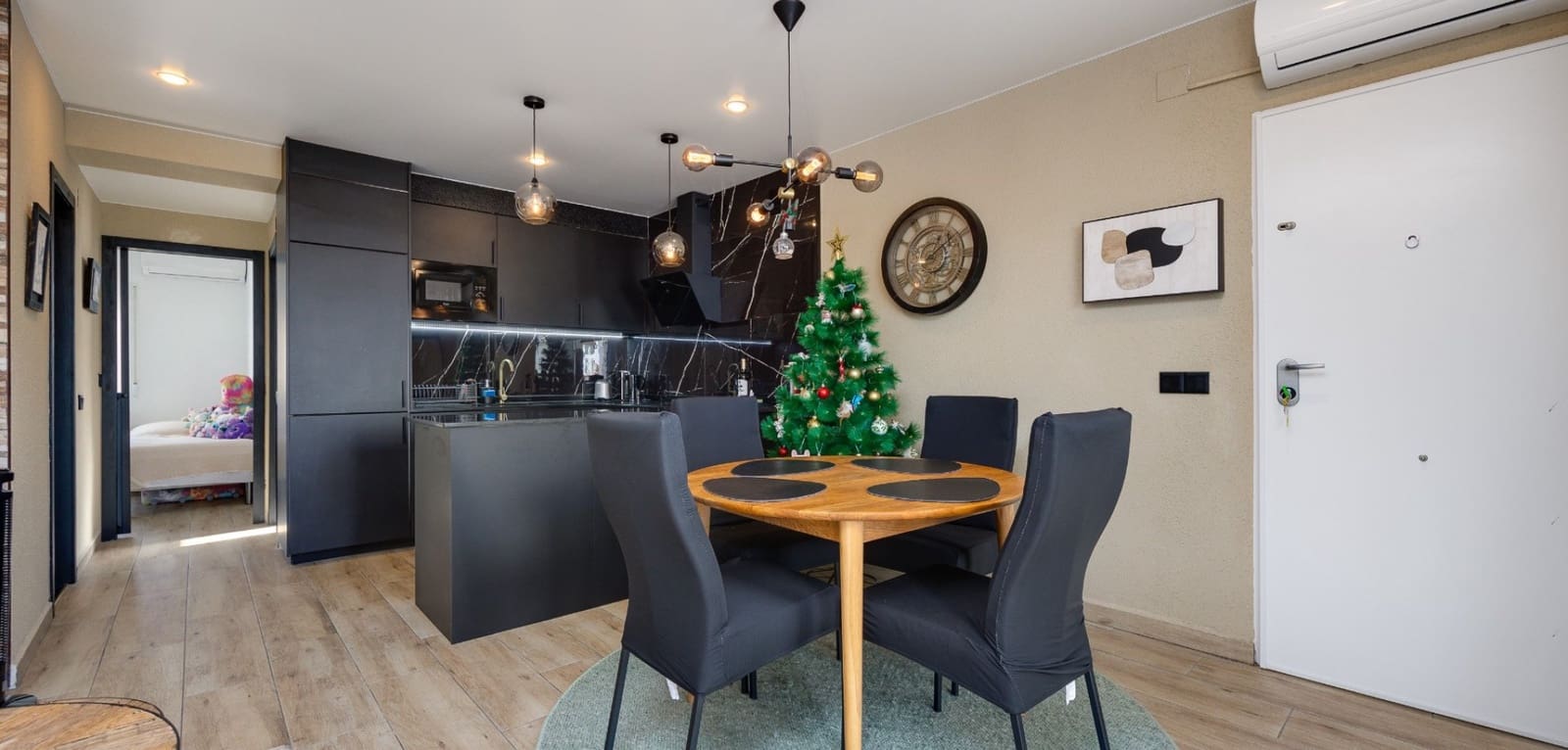 2 quarto Apartamento para venda em Torrevieja com piscina - 219 000 € (Ref: 9462827)