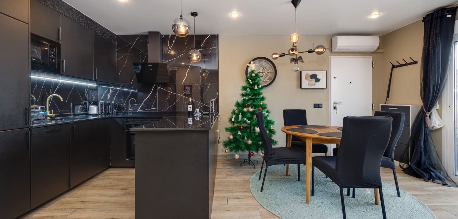 2 quarto Apartamento para venda em Torrevieja com piscina - 219 000 € (Ref: 9462827)