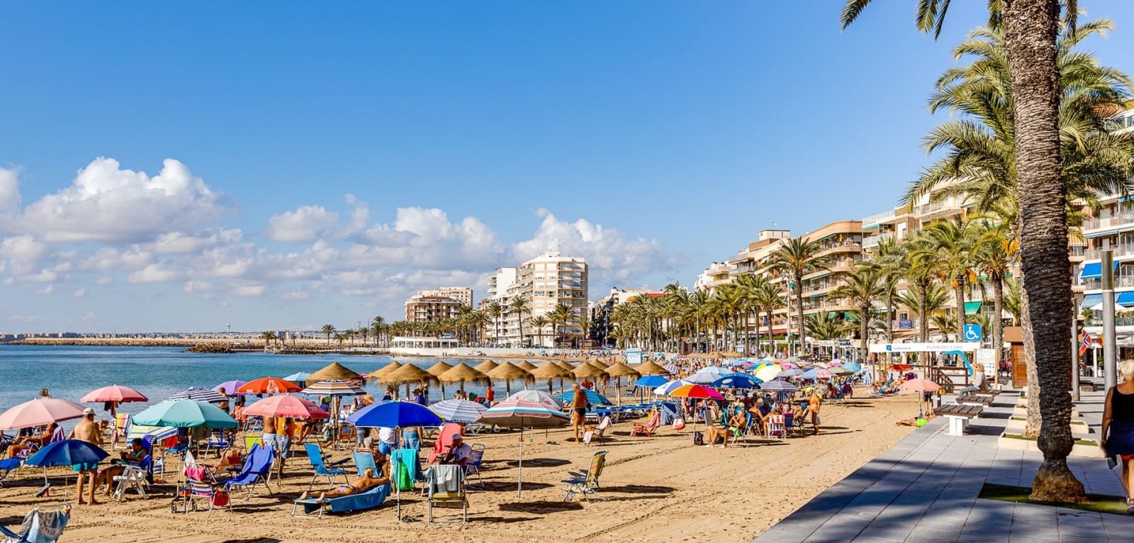 2 quarto Apartamento para venda em Torrevieja com piscina - 219 000 € (Ref: 9462827)