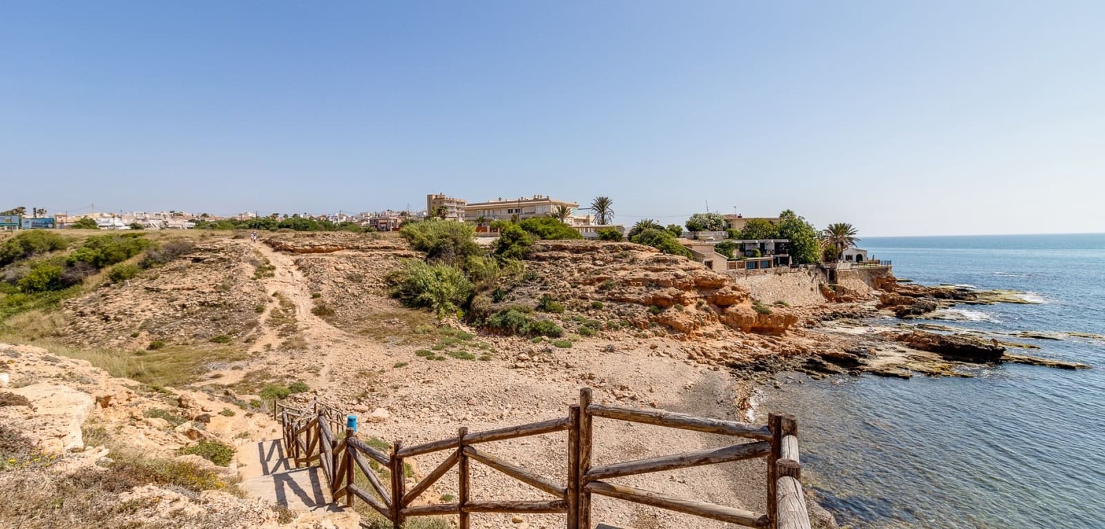 2 quarto Apartamento para venda em Torrevieja com piscina - 219 000 € (Ref: 9462827)