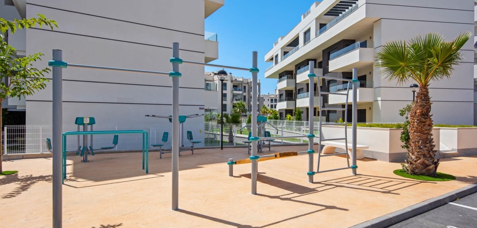 2 Zimmer Apartment zu verkaufen in Villamartin mit Pool - 239.000 € (Ref: 9462828)