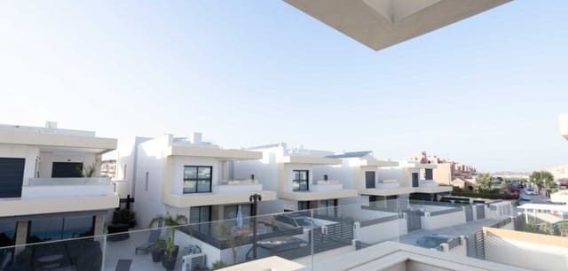 3 Zimmer Villa zu verkaufen in Los Montesinos mit Pool - 399.000 € (Ref: 9462830)