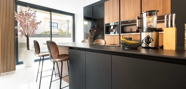 3 Zimmer Villa zu verkaufen in Los Montesinos mit Pool - 399.000 € (Ref: 9462830)