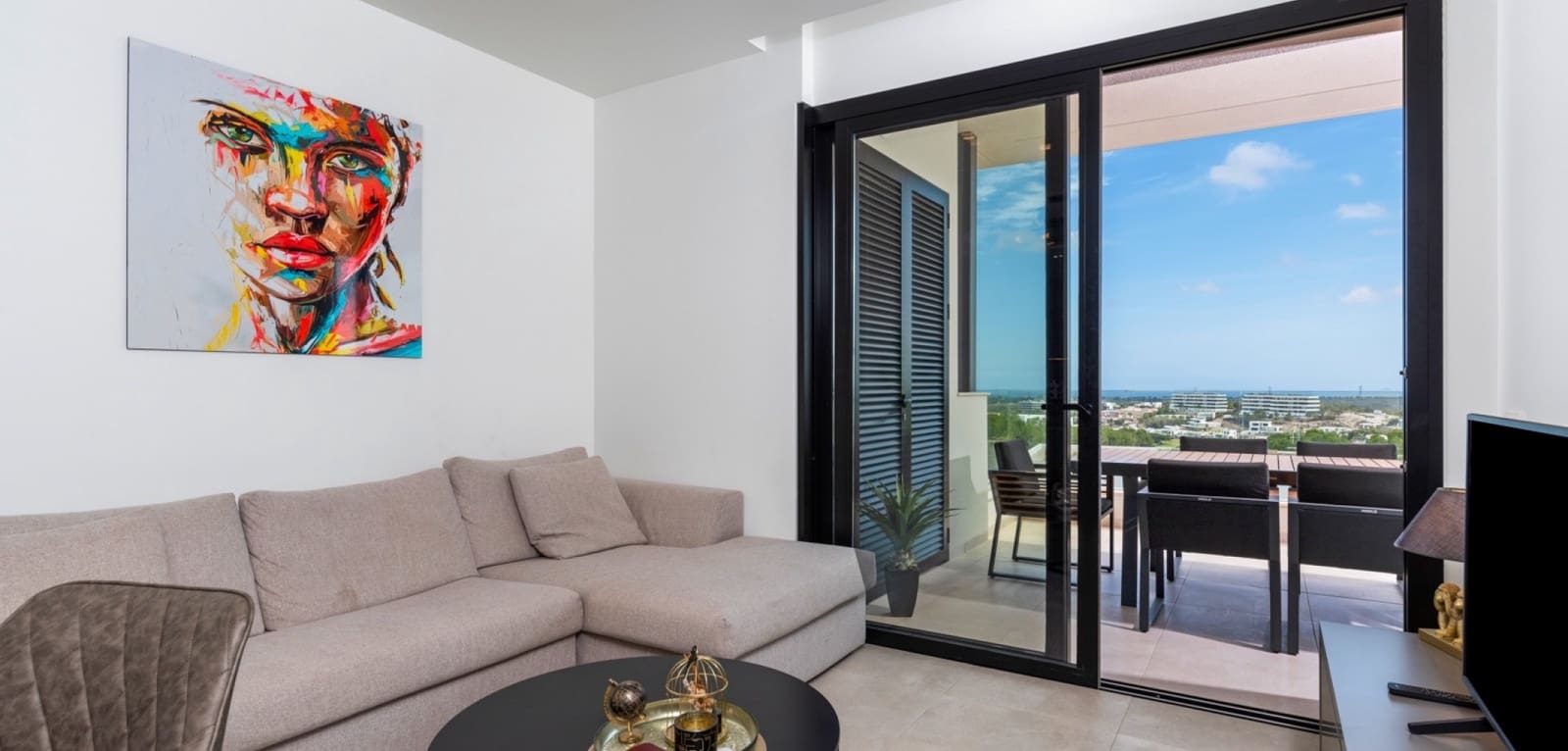 Apartamento de 2 habitaciones en Las Colinas Golf en venta con piscina - 479.000 € (Ref: 9462831)