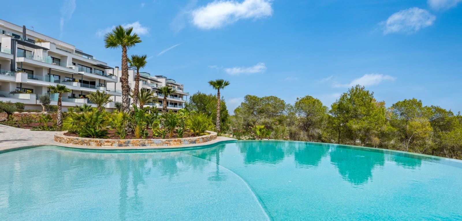 Apartamento de 2 habitaciones en Las Colinas Golf en venta con piscina - 479.000 € (Ref: 9462831)