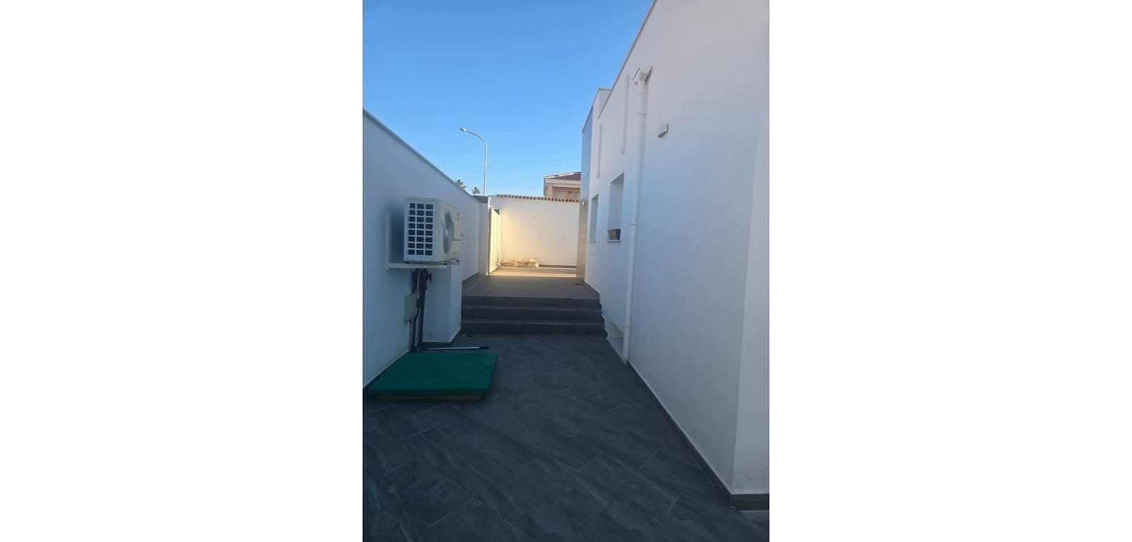 5 bedroom Villa for sale in Ciudad Quesada with pool - € 498,000 (Ref: 9462833)