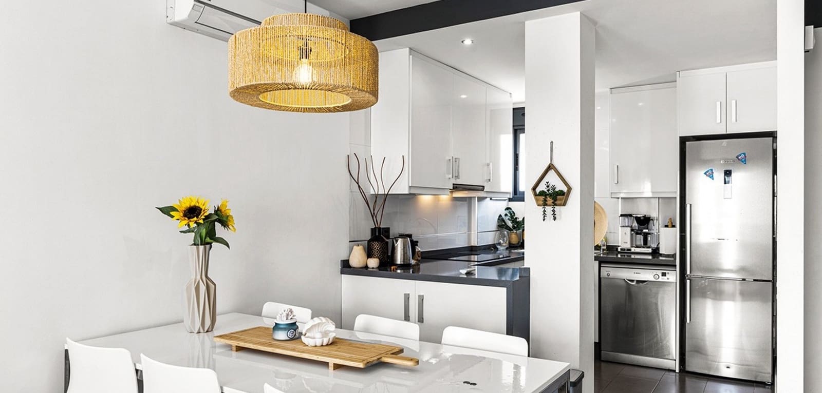 Apartamento de 2 habitaciones en La Zenia en venta con piscina - 319.000 € (Ref: 9466203)