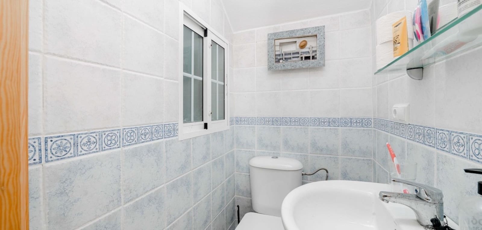 Casa de 2 habitaciones en Villamartin en venta con piscina - 149.000 € (Ref: 9466204)