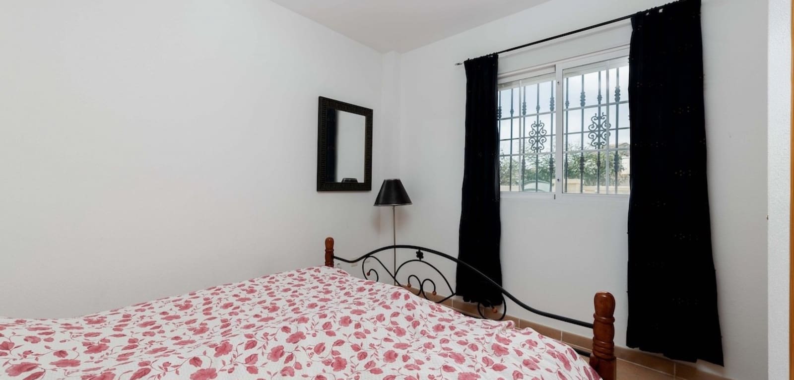 Casa de 2 habitaciones en Villamartin en venta con piscina - 149.000 € (Ref: 9466204)