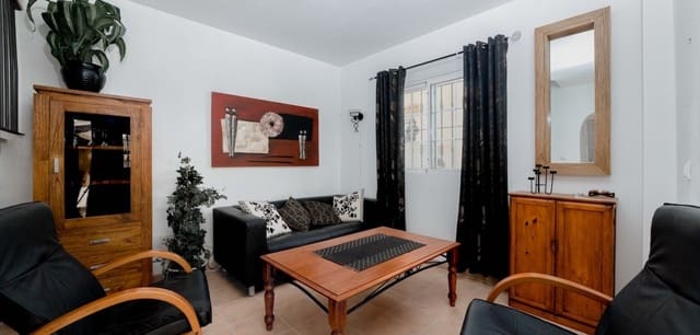 2 slaapkamer Huis te koop in Villamartin, Orihuela met zwembad - € 149.000 (Ref: 9466204)