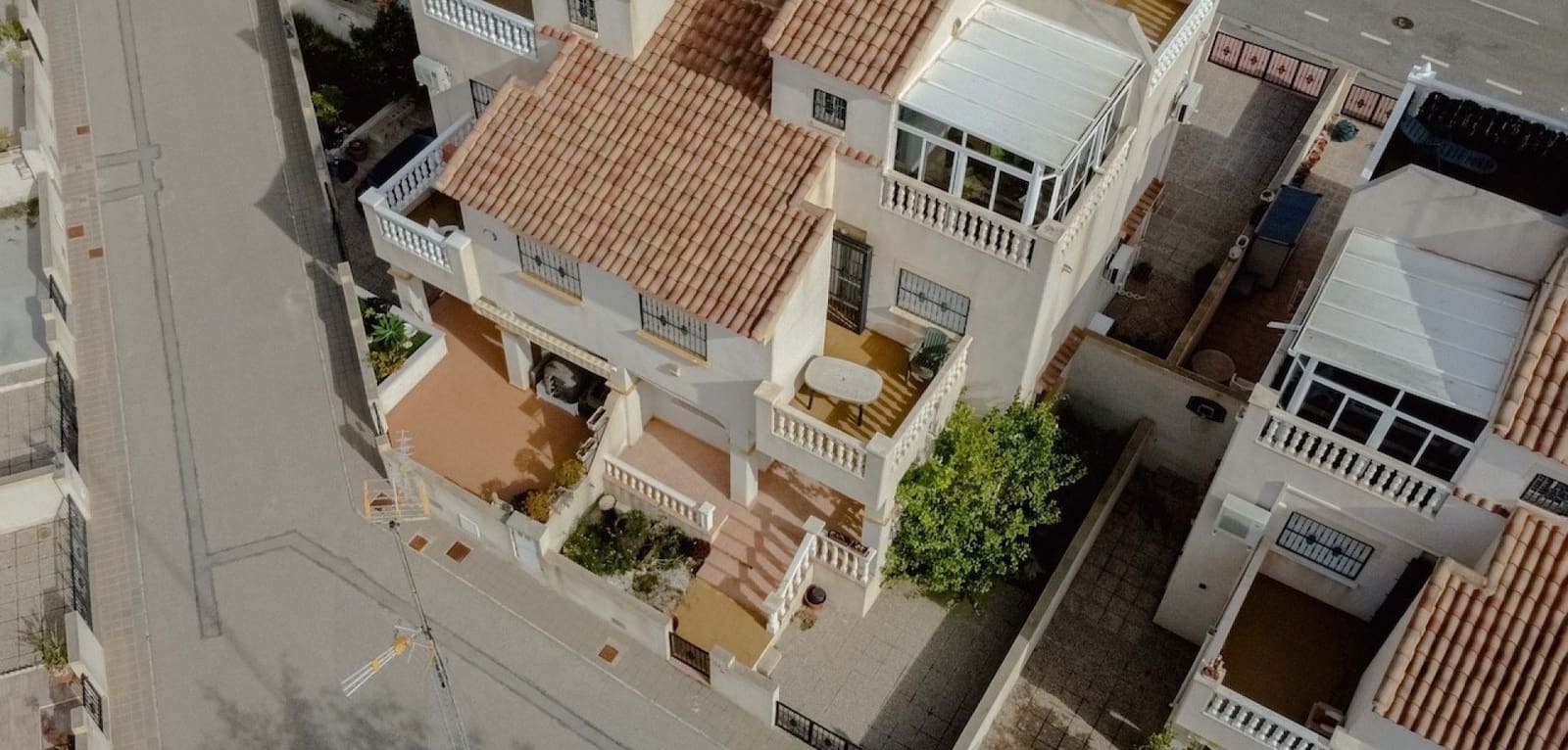 Casa de 2 habitaciones en Villamartin en venta con piscina - 149.000 € (Ref: 9466204)