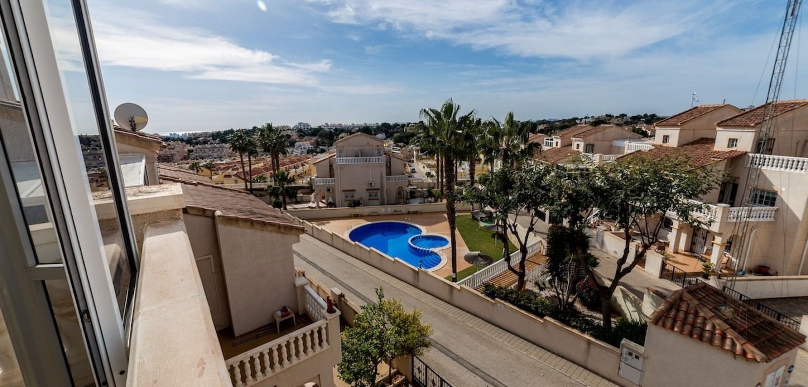 Casa de 2 habitaciones en Villamartin en venta con piscina - 149.000 € (Ref: 9466204)