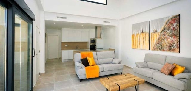 3 quarto Casa em Banda para venda em Daya Nueva com piscina - 365 000 € (Ref: 9466206)