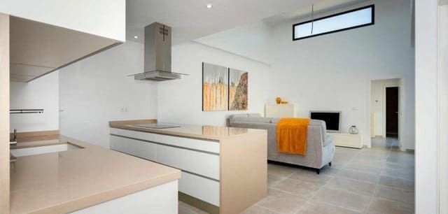 3 quarto Casa em Banda para venda em Daya Nueva com piscina - 365 000 € (Ref: 9466206)