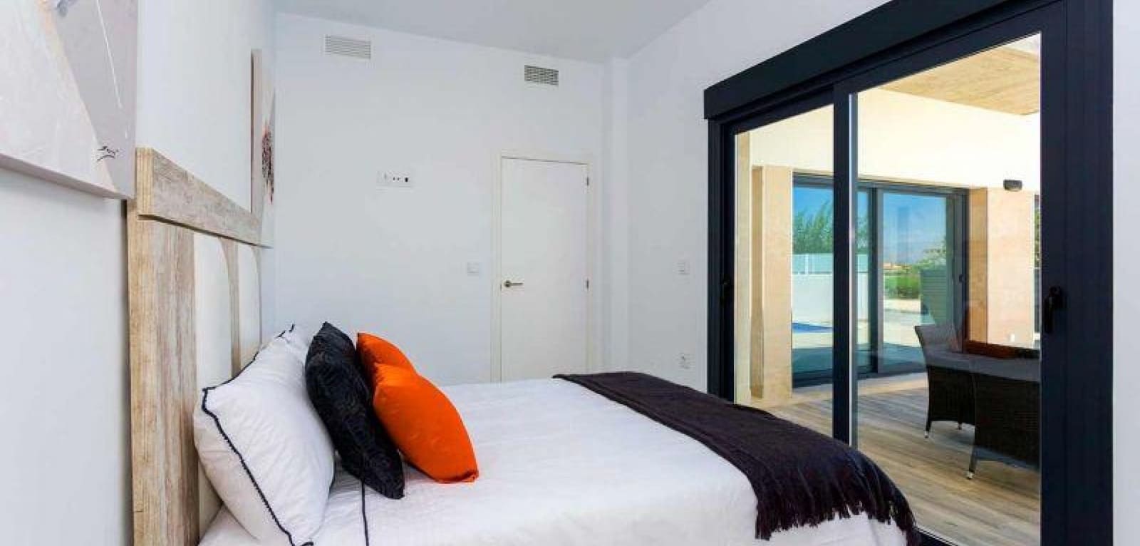 3 quarto Casa em Banda para venda em Daya Nueva com piscina - 365 000 € (Ref: 9466206)