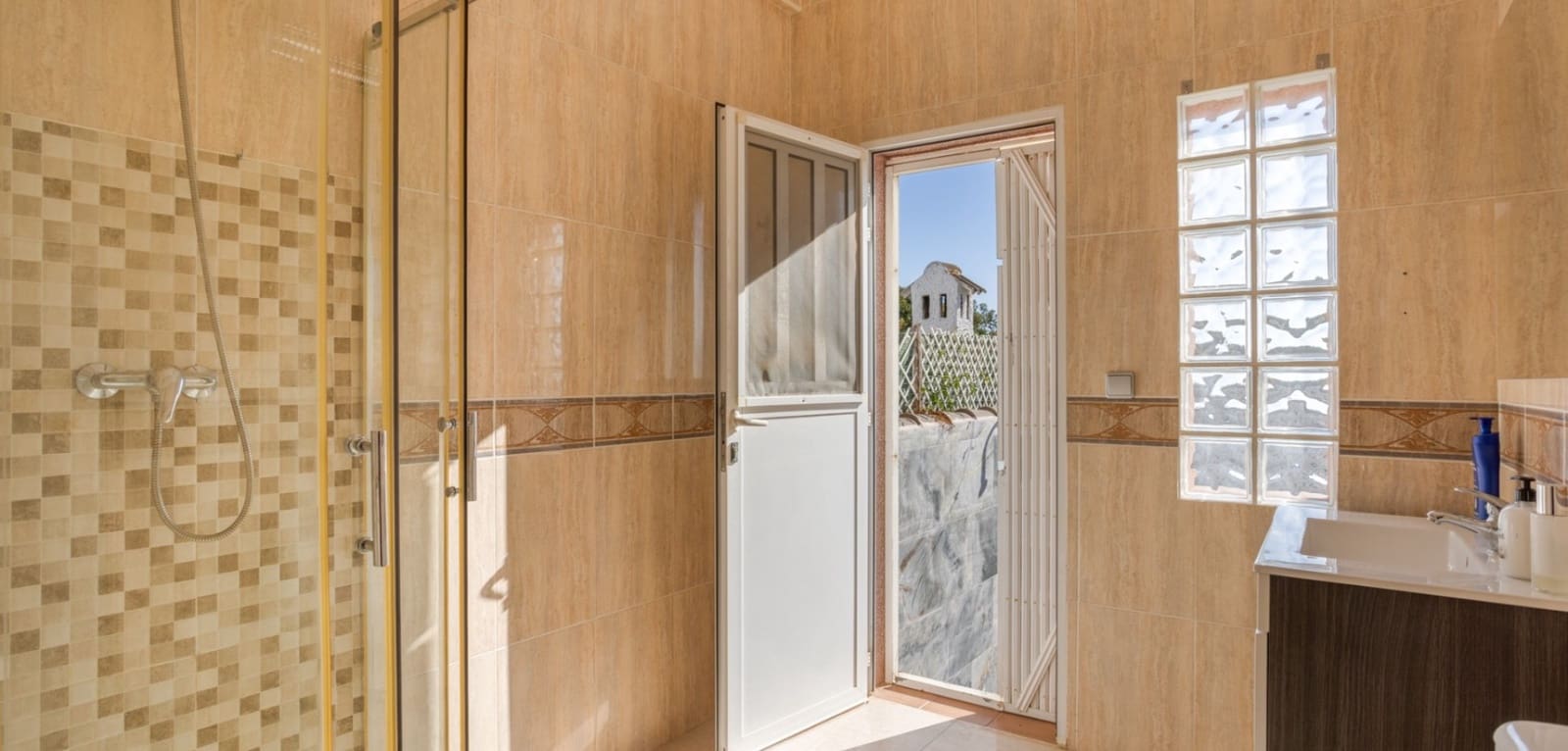 3 soverom Villa til salgs i San Luis med svømmebasseng - € 330 000 (Ref: 9471014)