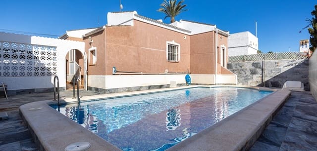 3 soverom Villa til salgs i San Luis, Torrevieja med svømmebasseng - € 330 000 (Ref: 9471014)