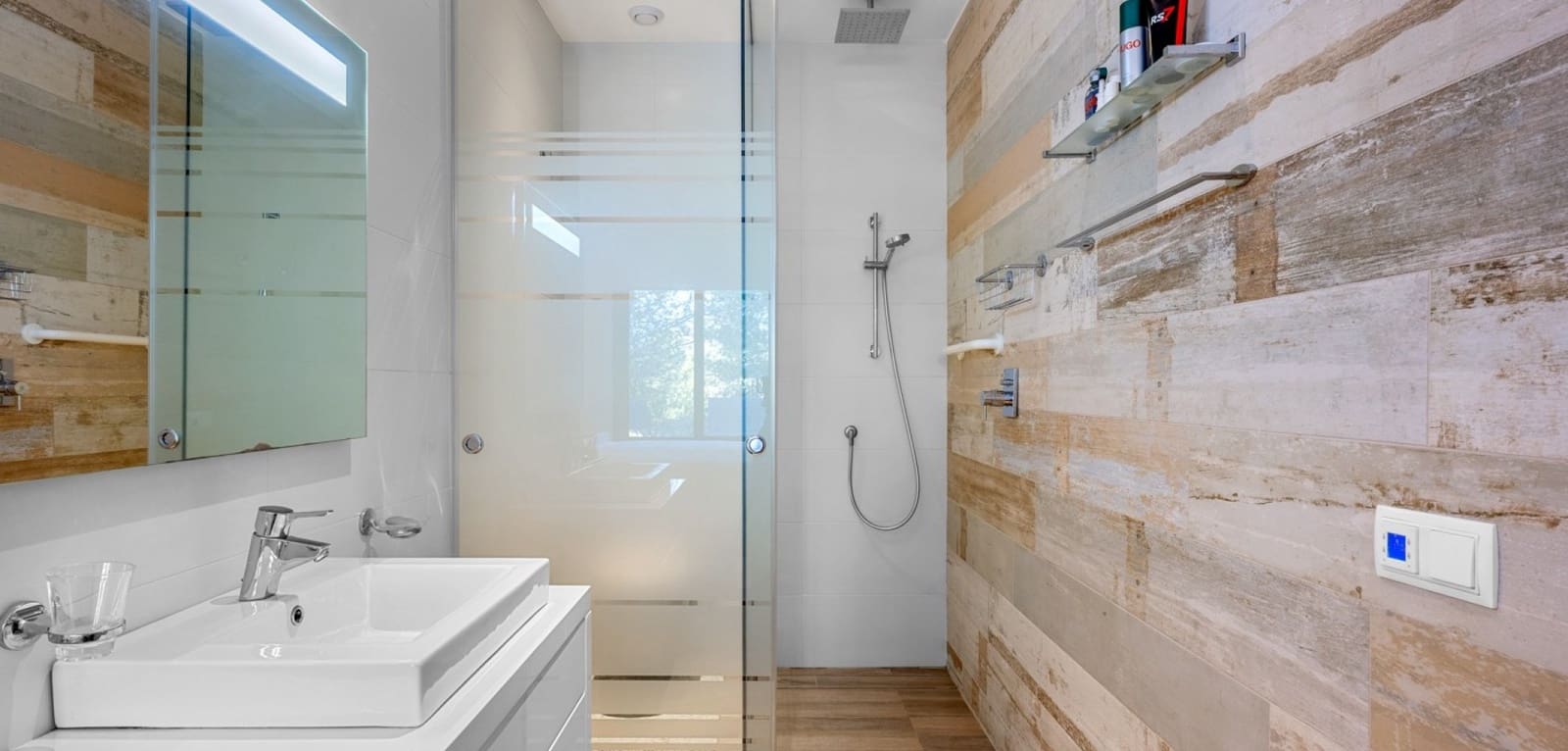 2 bedroom Apartment for sale in Las Colinas Golf with pool - € 349,000 (Ref: 9481438)