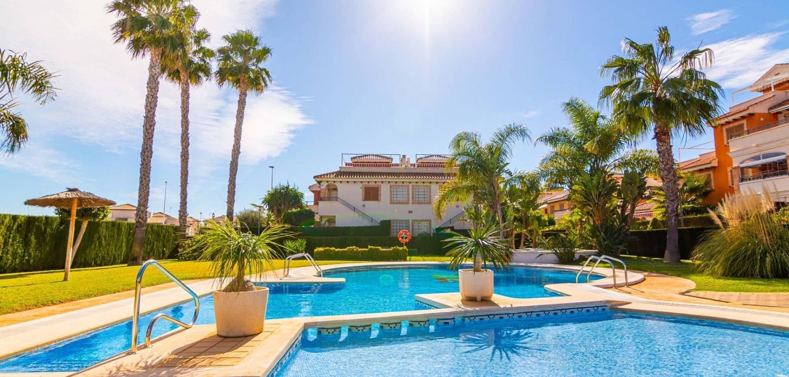 2 bedroom Apartment for sale in Playa Flamenca with pool - € 265,000 (Ref: 9486858)