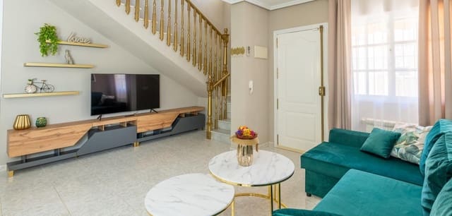 3 Zimmer Villa zu verkaufen in Los Balcones - Los Altos, Torrevieja mit Pool - 360.000 € (Ref: 9487153)