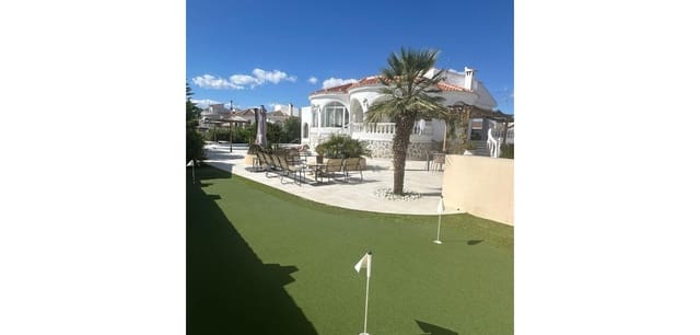 3 soverom Villa til salgs i San Luis, Torrevieja med svømmebasseng - € 645 000 (Ref: 9488936)